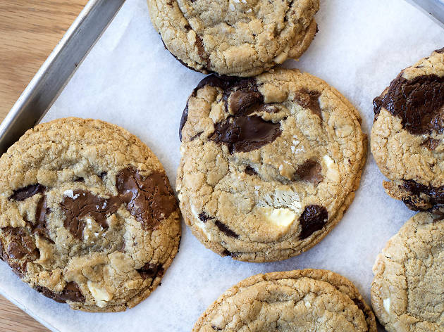 15 Chocolate Chip Cookies In Nyc That Melt In Your Mouth