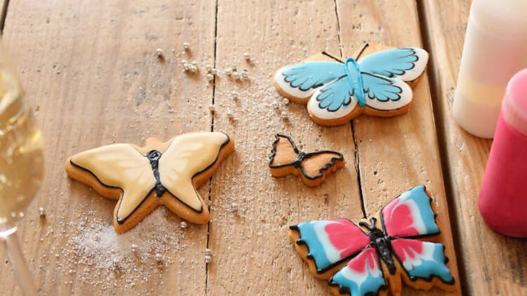 Biscuiteers Boutique 'Icing Lates' Evening Icing Class with Prosecco