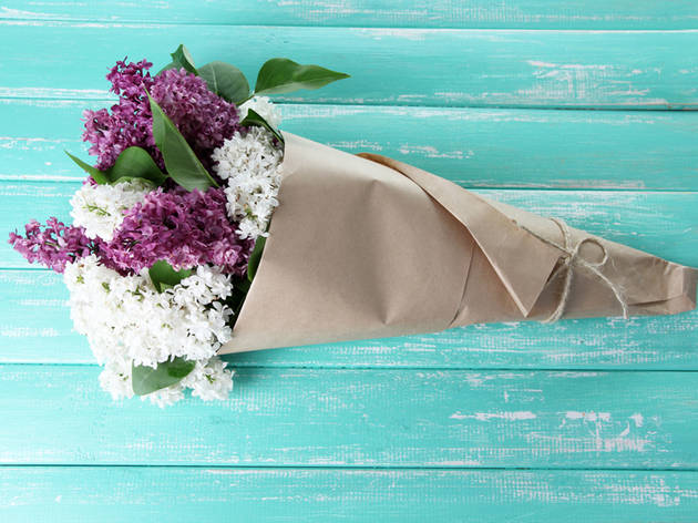 8 Cheap Delivery Services To Send Flowers In The Usa