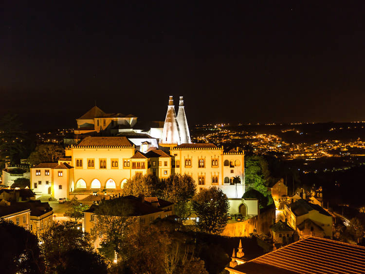 Caminhe à noite em Sintra