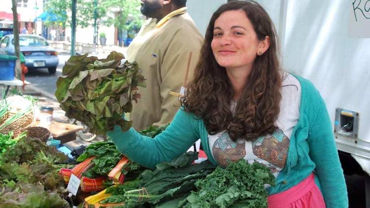 The Rittenhouse Square Farmers' Market is open every Saturday throughout the year. 