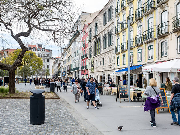 Rua dos Bacalhoeiros Campo das Cebolas Rua dos Bacalhoeiros Campo das Cebolas