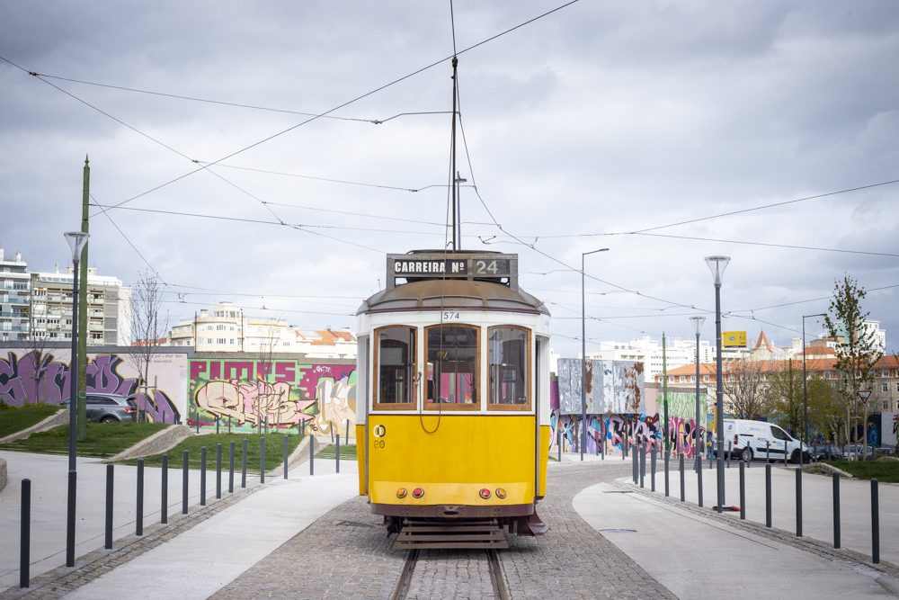 Eléctrico 24