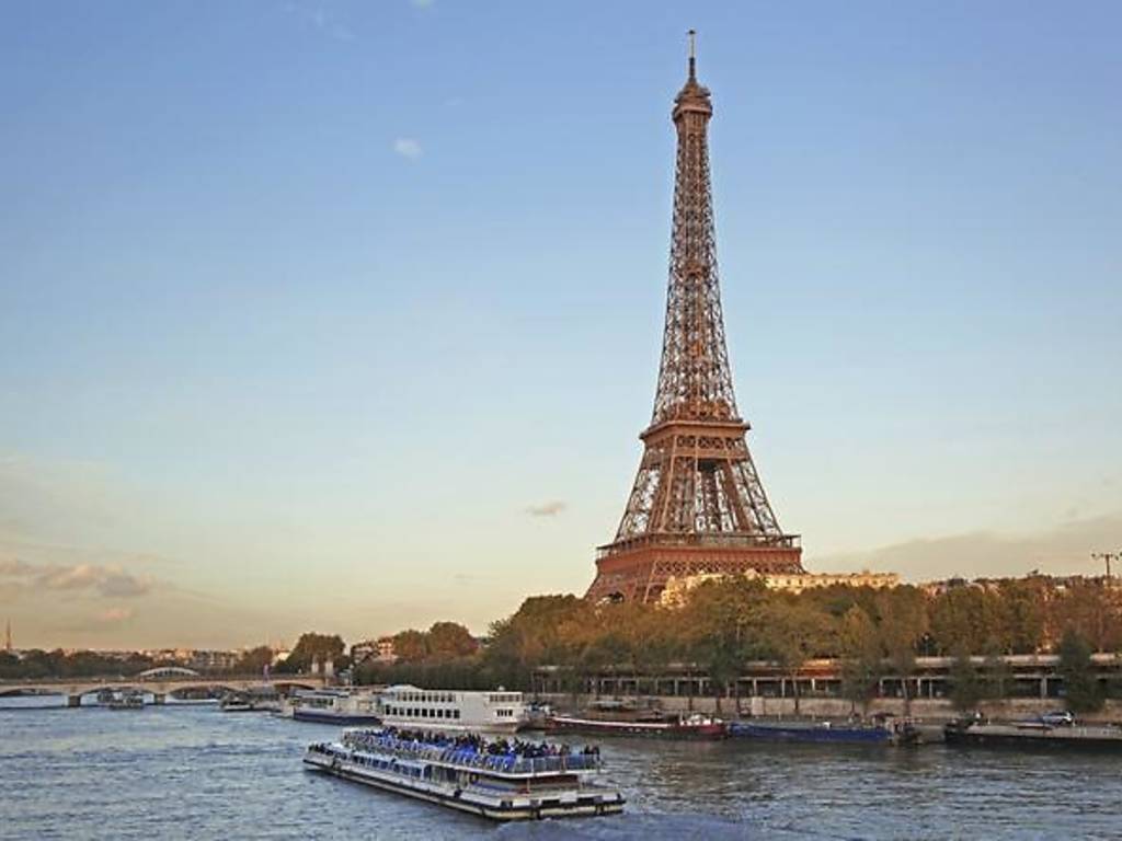 13 Stunning Seine River Cruises You Cannot Miss