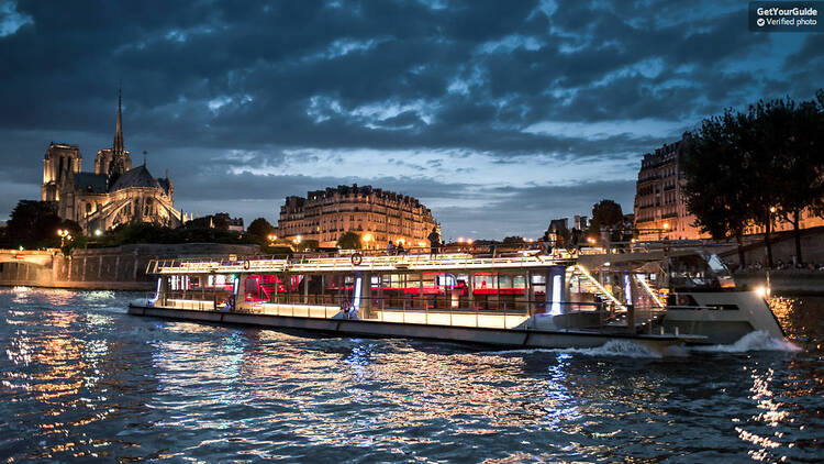Paris illuminations river cruise
