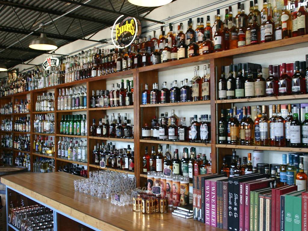 7 Best Liquor Stores to Buy Alcohol in Austin