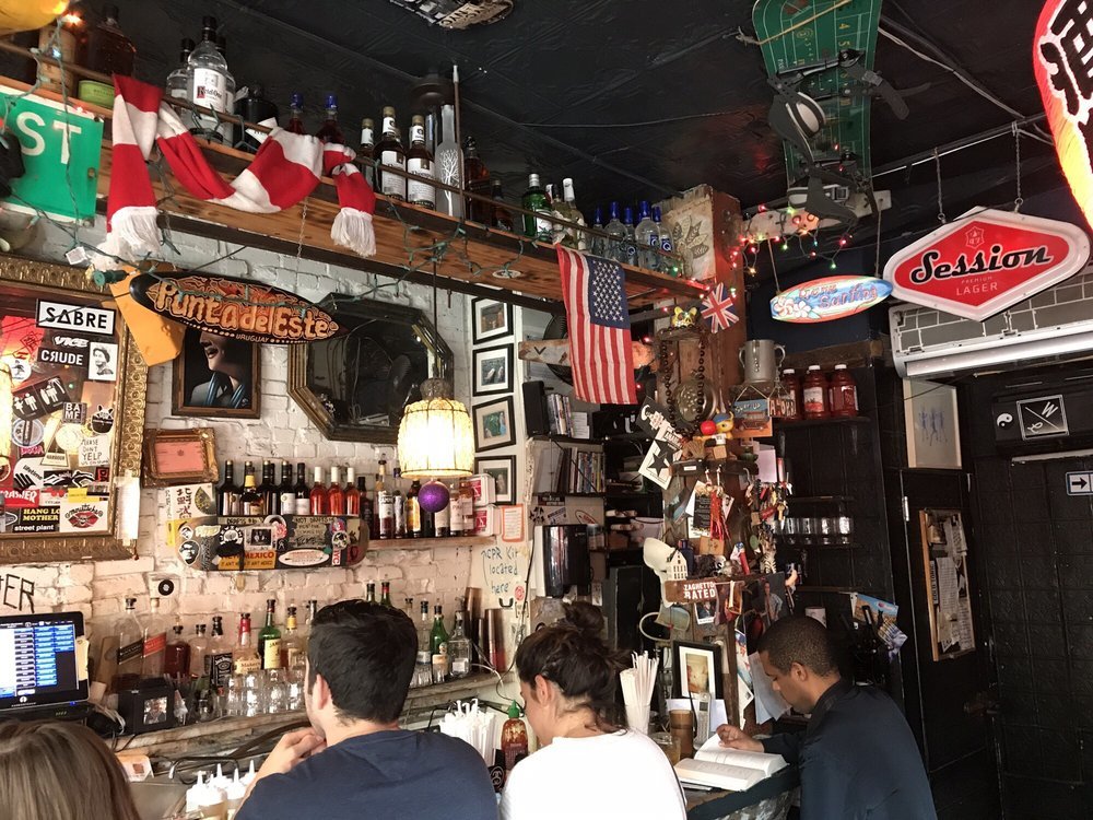 17 Best Lower East Side Bars You Can't Miss When Going Out