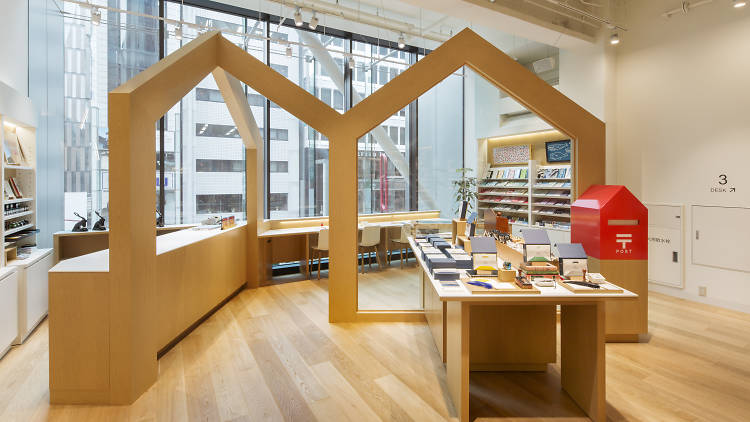 Go all out on Stationery at Ginza Itoya