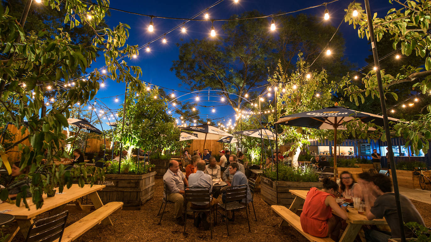 21 Best Beer Gardens in Philadelphia for Summer 2018