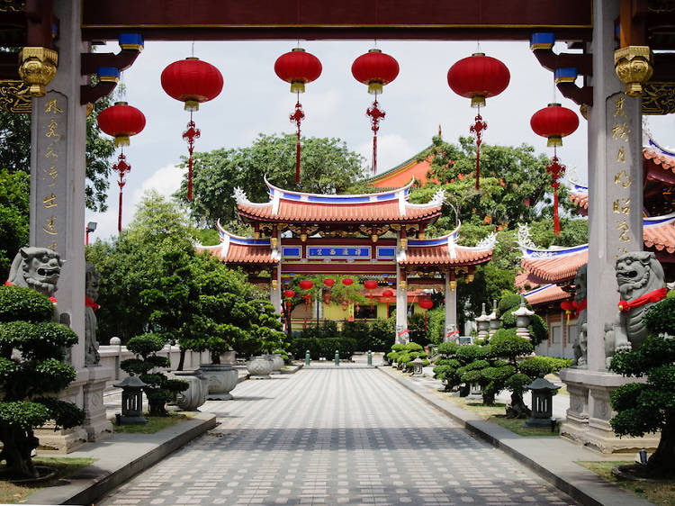 Lian Shan Shuang Lin Monastery