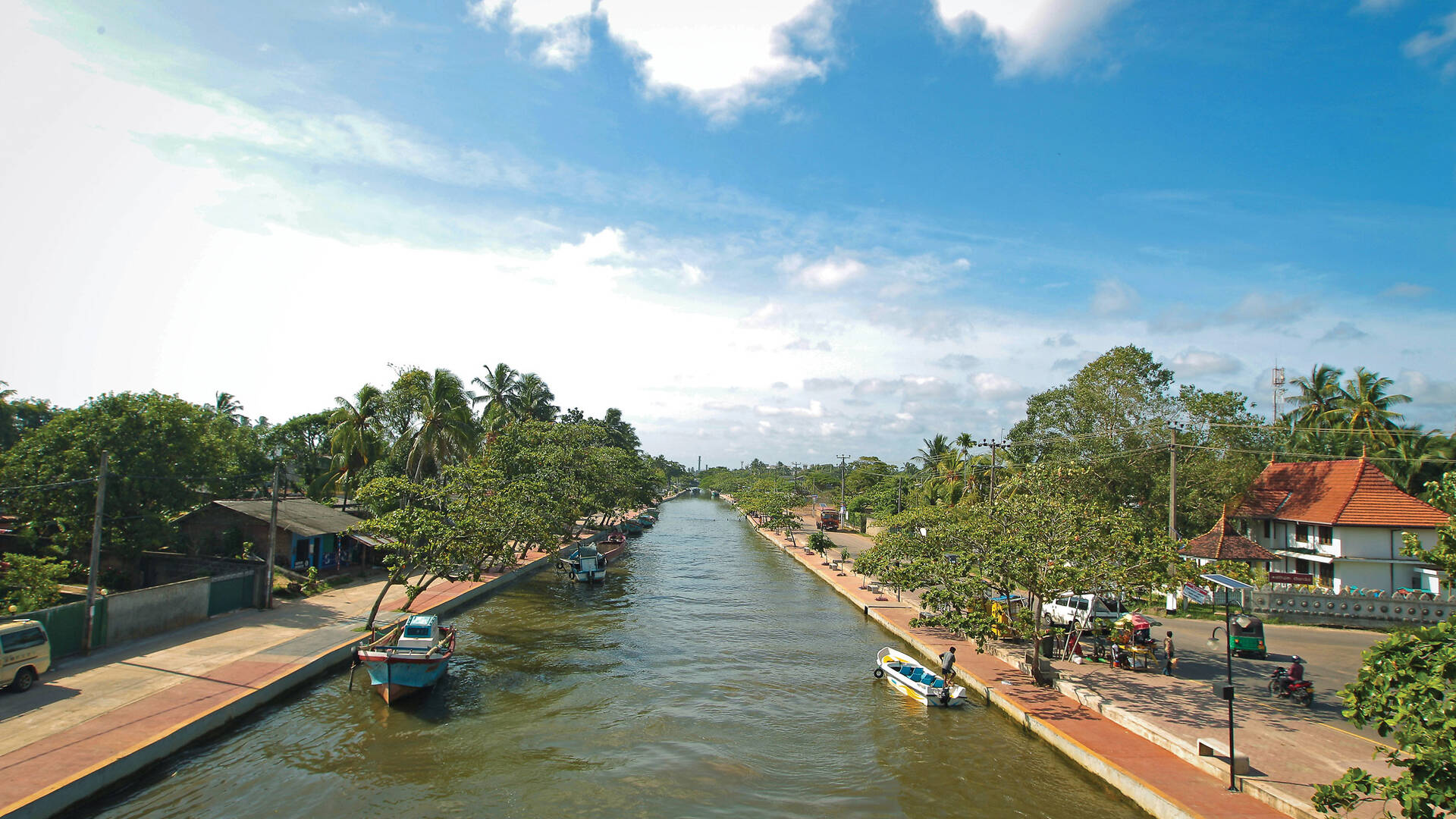 Explore the Dutch history of Sri Lanka