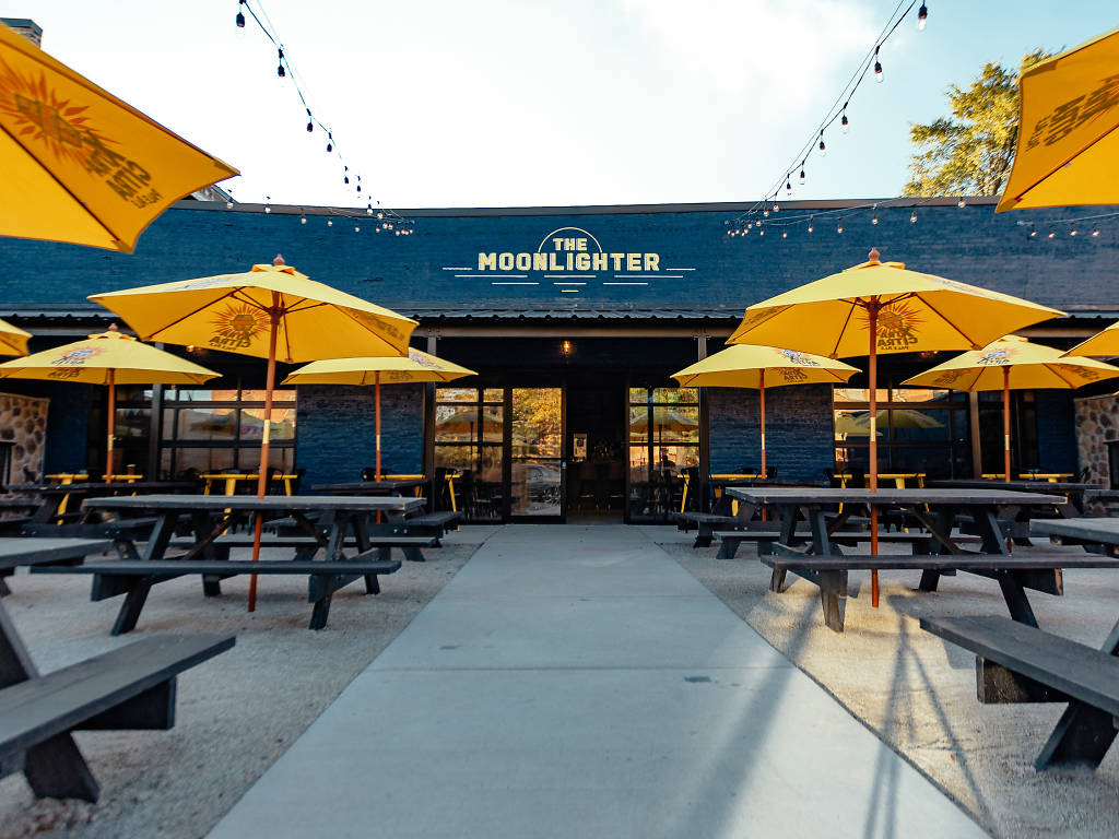 The 17 Best Sports Bars in Chicago