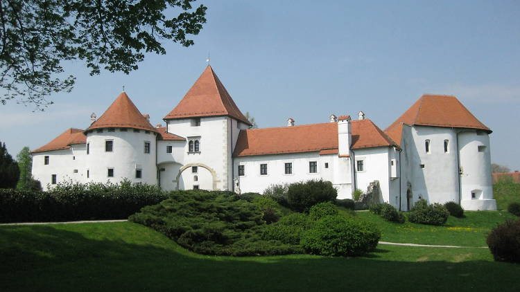 Varazdin Castle, wikipedia image