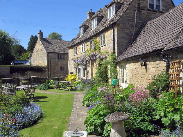 The 10 Best Cheap Hotels In The Cotswolds You Cannot Miss