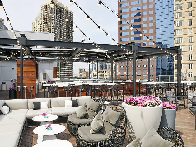 All Of The Best Rooftops Patios And Beer Gardens In Chicago