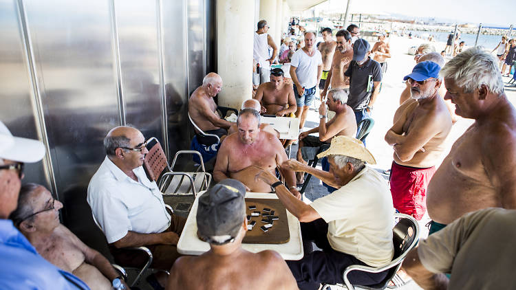 Vistes al mar i olor a sofregit