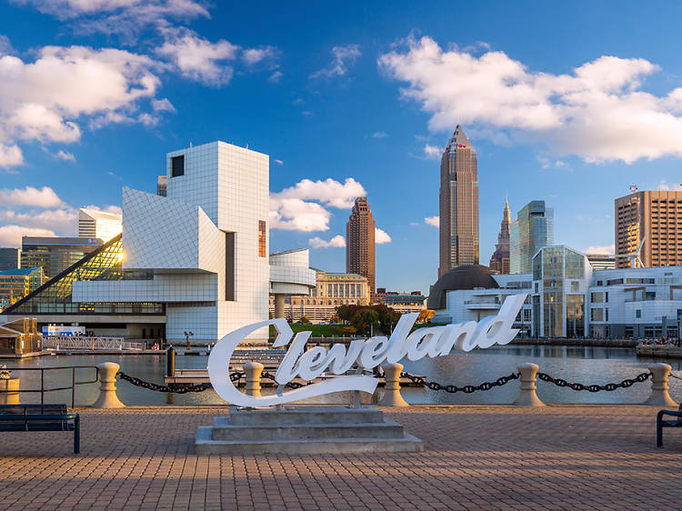 Cleveland Sign at Lake Erie