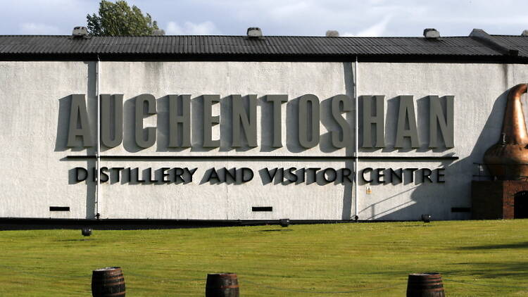 Auchentoshan Distillery