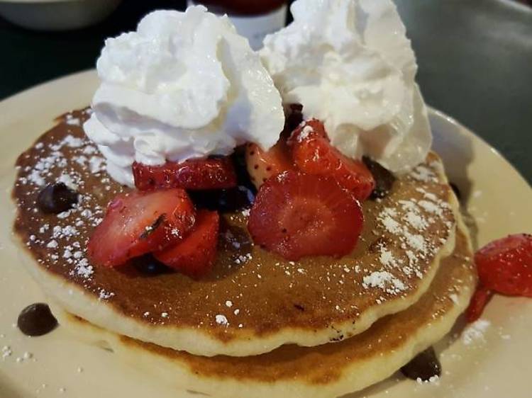 Where to Eat Pancakes in Pigeon Forge, Gatlinburg and Sevierville