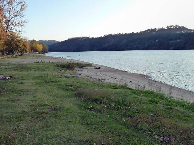 Praia Fluvial de Melres Praia Fluvial de Melres
