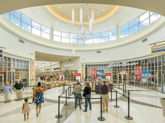 Best Outlets Near New York for Shopping Day Trips from NYC