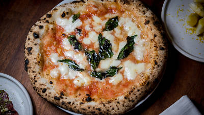 Una Pizza Napoletana | Restaurants in Lower East Side, New York