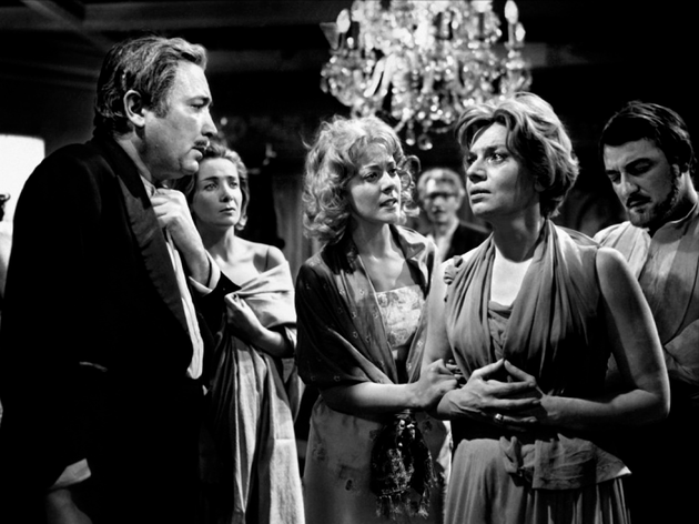 El ángel exterminador El ángel exterminador de Luis Buñuel en FilminLatino