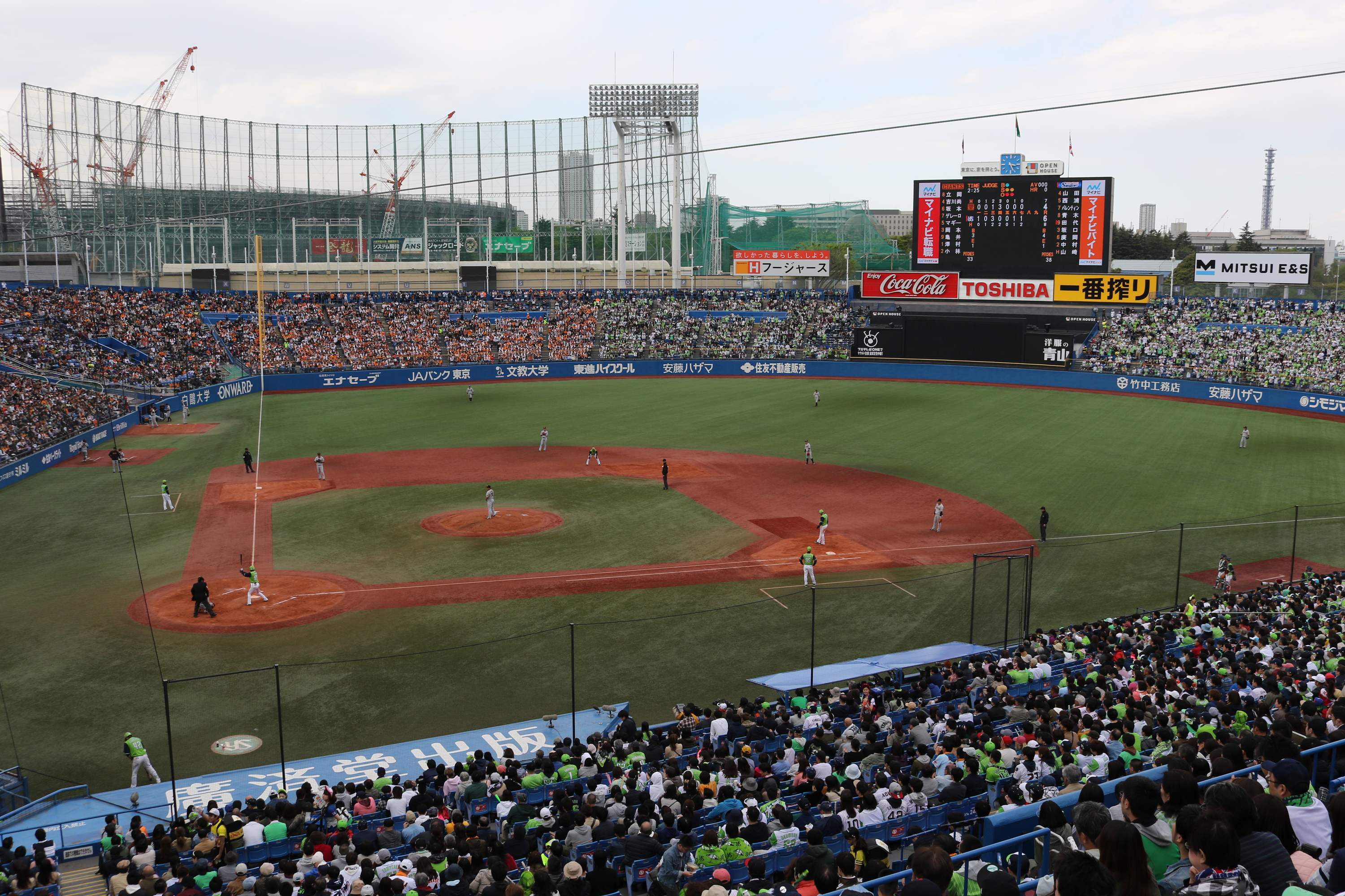 How to enjoy at the Jingu Stadium, English