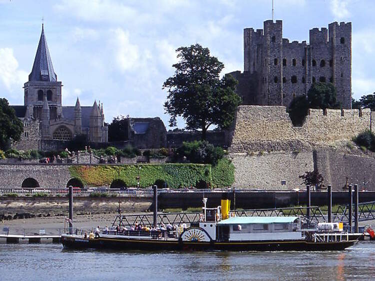 Sailing on the Medway