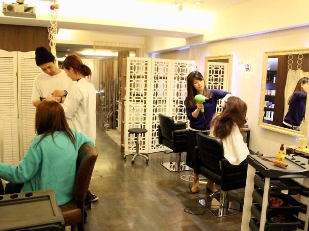 beauty salon