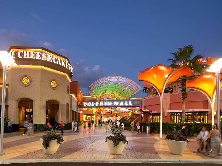 Aventura Mall: Miami's Best Luxury Shopping Mall