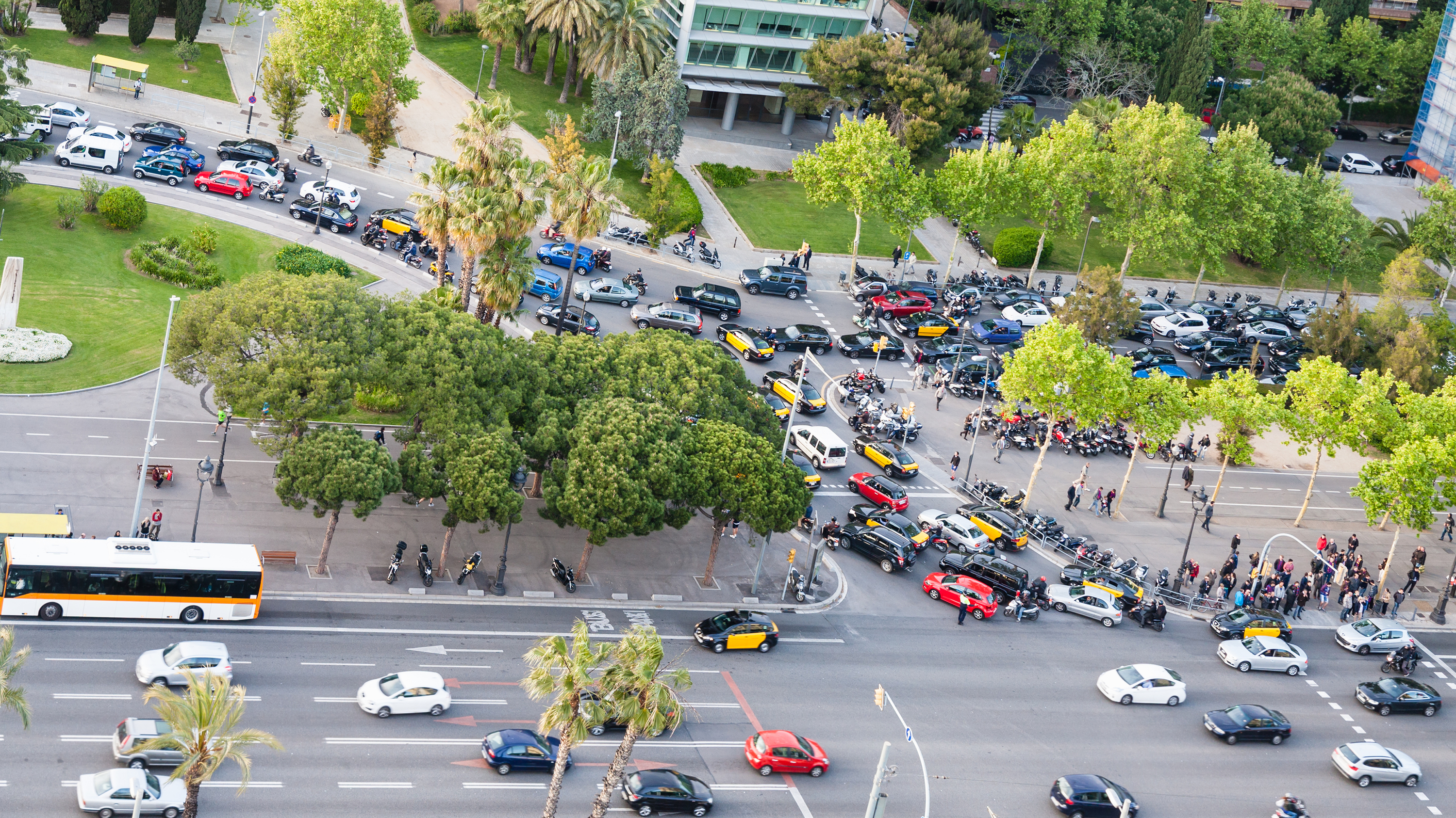 Embús a la Diagonal