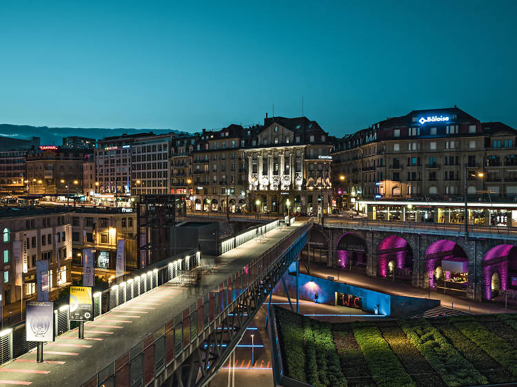 Avoir le temps de faire mille choses dans le quartier du Flon, entre shopping, restaurant et avant-garde culturelle