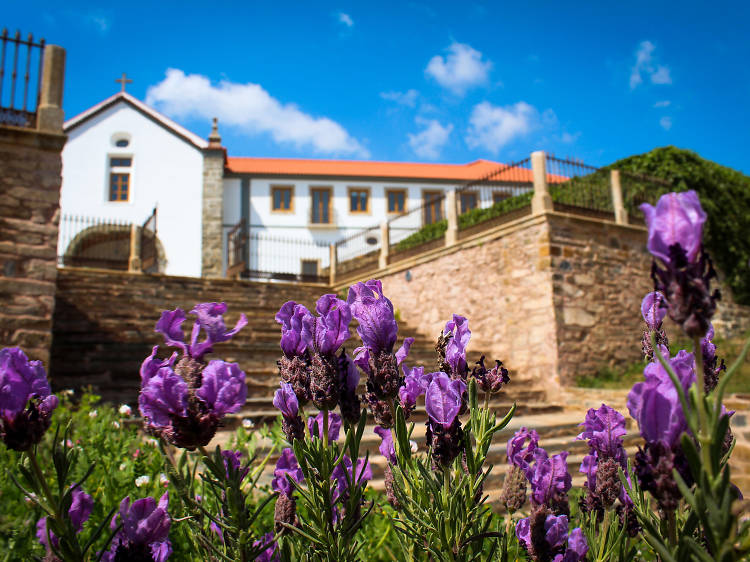 Convento da Sertã: no meio é que está a virtude