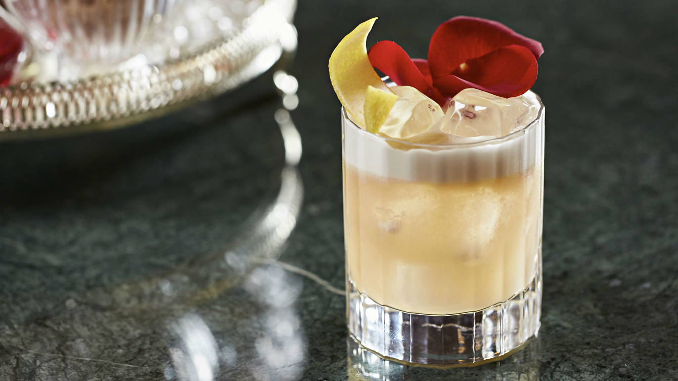 7 Best Bars In Kensington & South Kensington For Drinking In Style