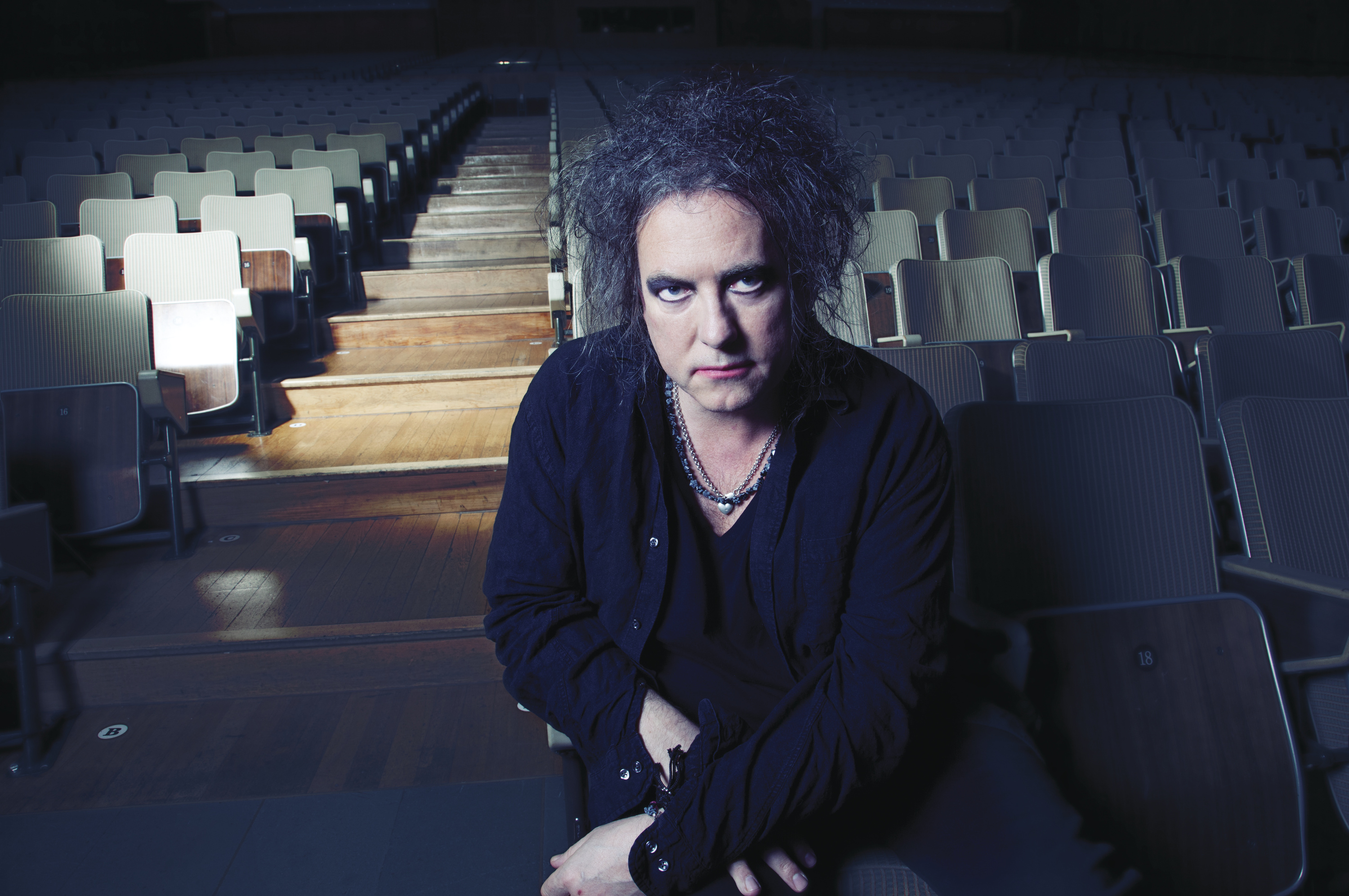 Robert Smith: day my hair fall out and I won't look gothic any more'
