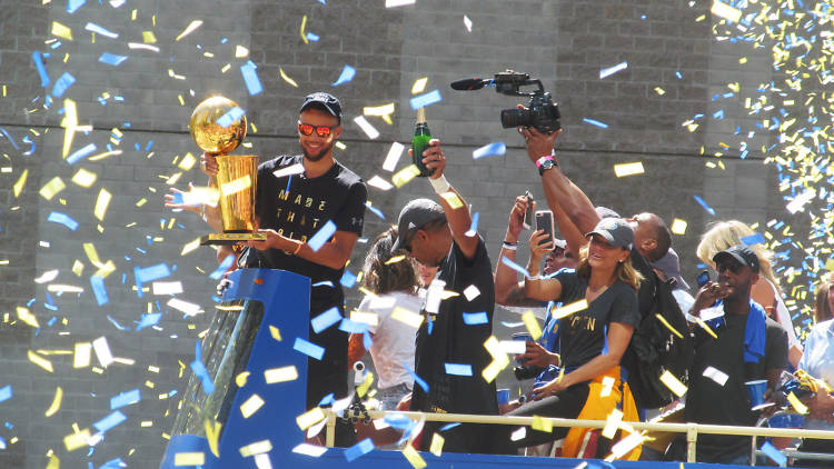 Steph Curry at Warriors parade 2017