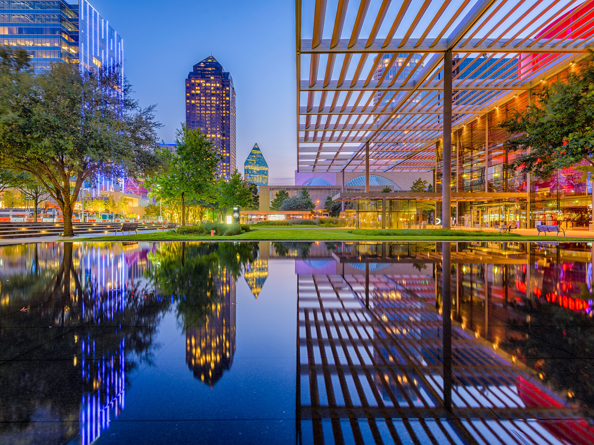 what places to visit in dallas