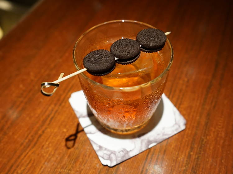 The Pawn: Cookies & Cream Negroni