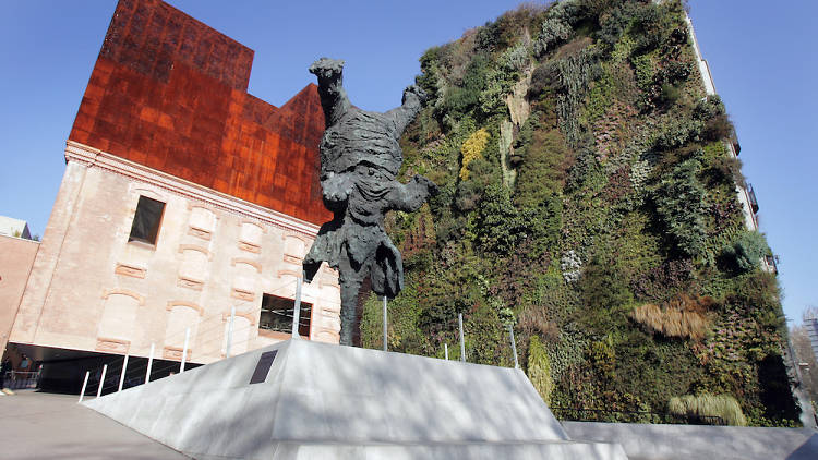 La obra de Barceló que no entraba en el ascensor