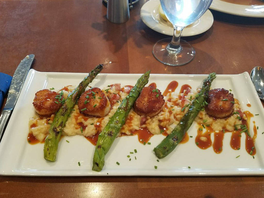 The 11 Best Restaurants in Annapolis Highlight Food Trends