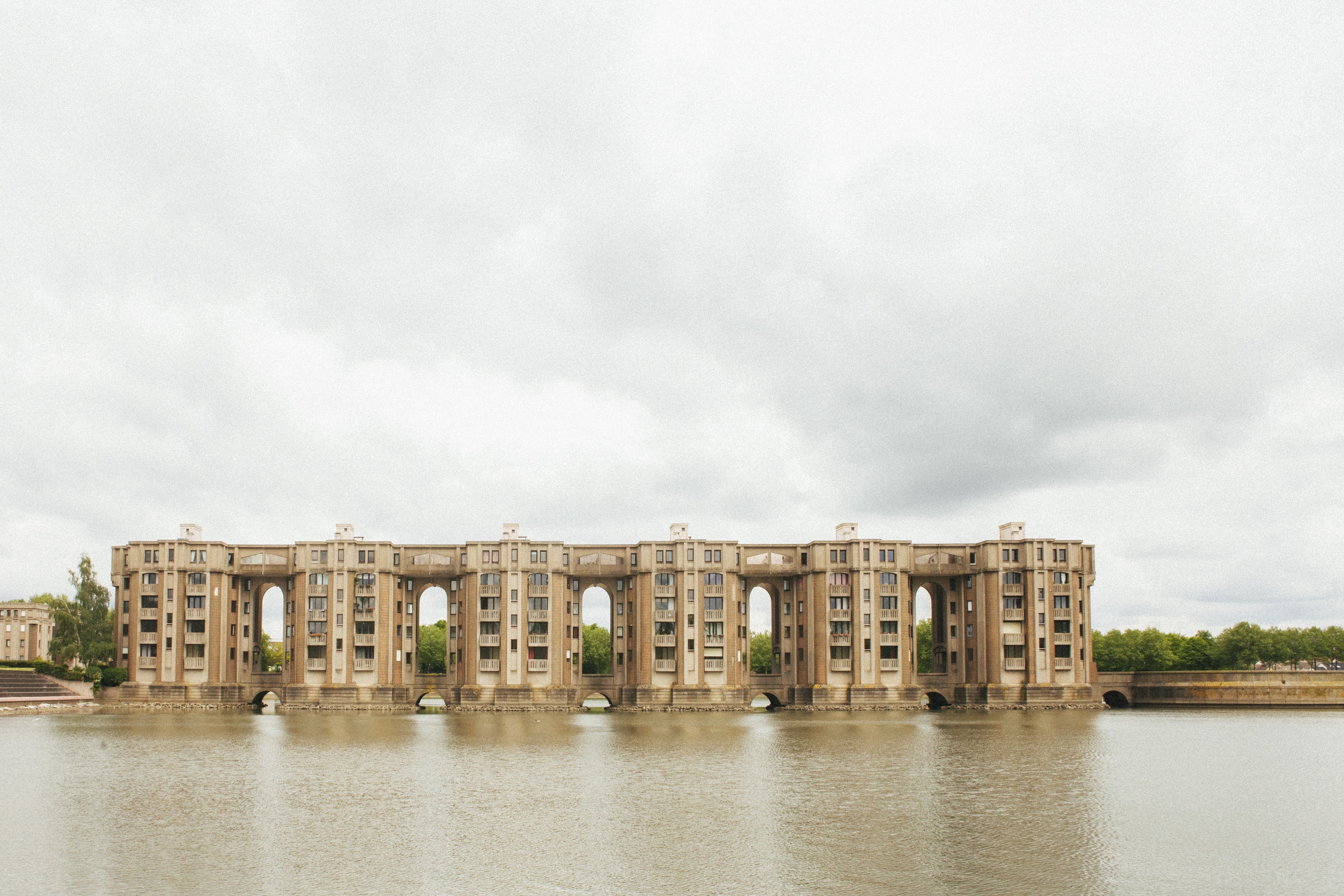 Le Meilleur De L Architecture En Banlieue 6 Pepites Du Brutalisme Et Modernisme