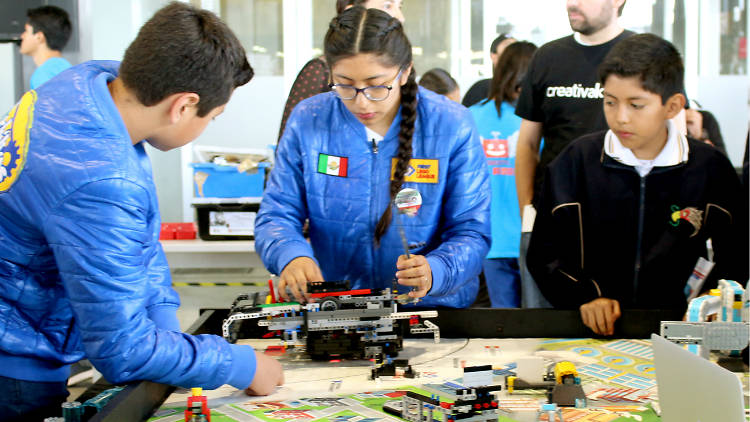 Curso de verano para niños en Robotix