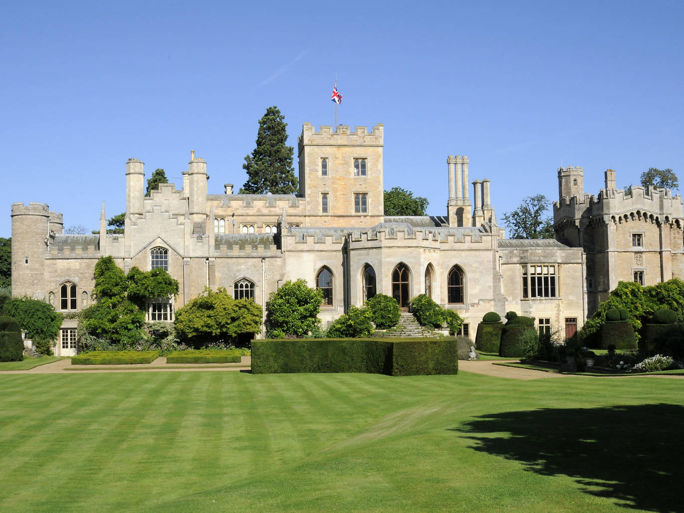 national trust places to visit near peterborough