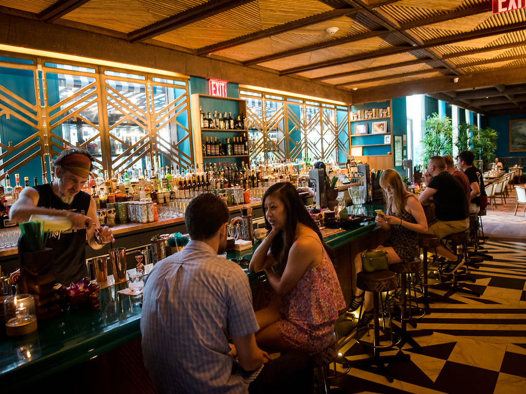 14 Best Themed Restaurants and Bars in NYC to Visit