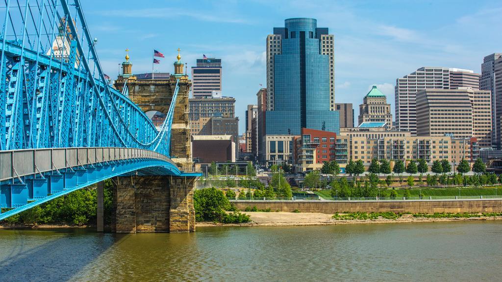 9 Amazing Hotels in Cincinnati for a Midwestern Getaway