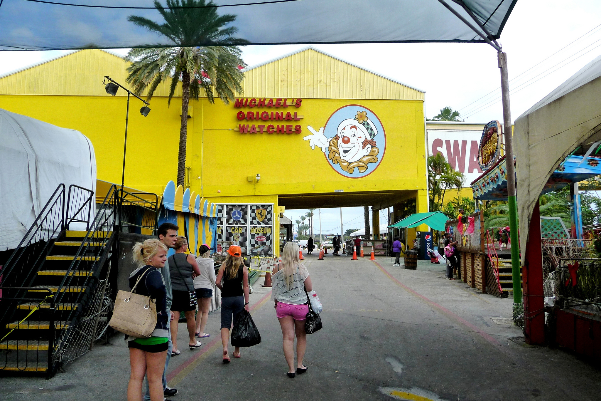 eyeonlifedesign: Largest Flea Market In Florida