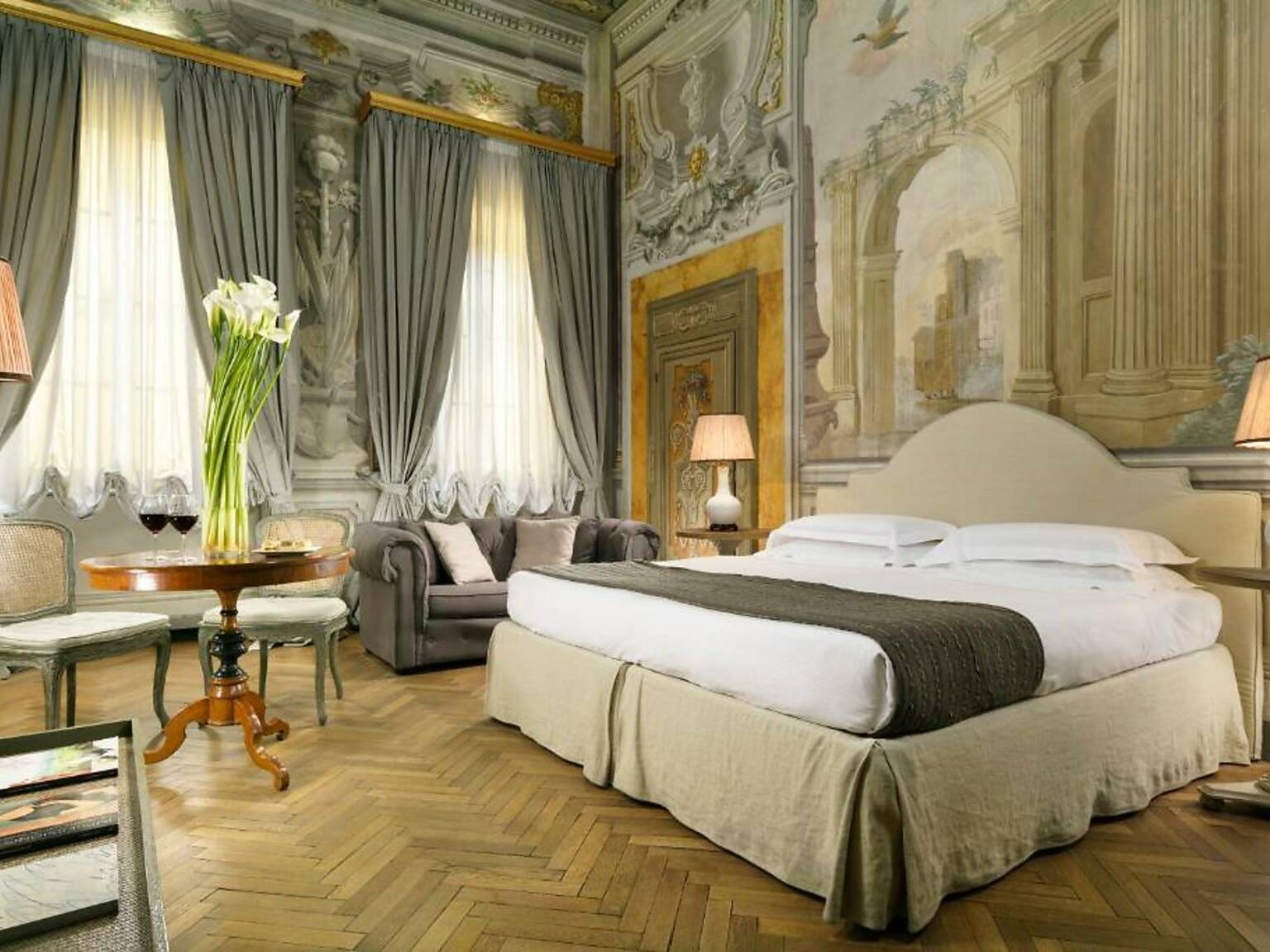 16 Best Hotels In Florence For 2024 | Best Places To Stay In Florence