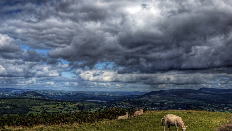 Become one with nature in the Beacons