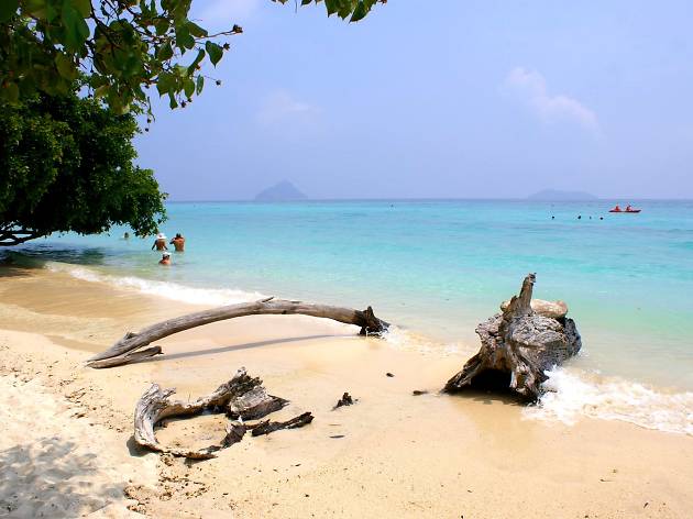 Laem Thong Beach